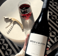 WINO KALIFORNIJSKIE BREAD &amp; BUTTER PINOT NOIR CZERWONE WYTRAWNE 0,75L DELIKATNOŚĆ WANILII PROSTO Z USA