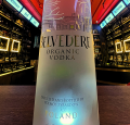BELVEDERE ORGANIC VODKA 3L (PODSWIETLANA BUTELKA) - ELEGANCJA I PRESTIŻ W CZYSTEJ FORMIE