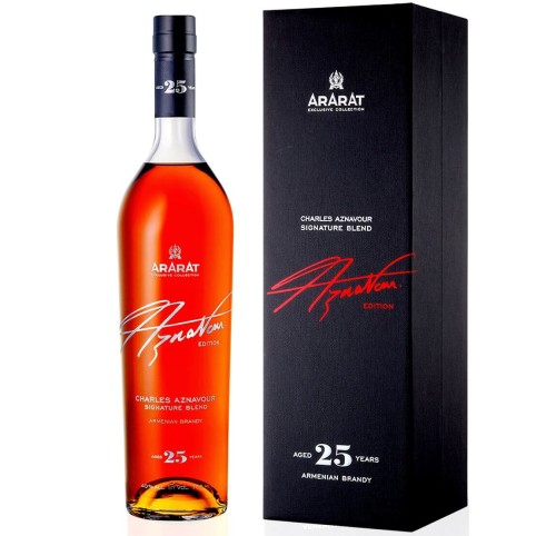 BRANDY ARARAT 25YO CHARLES AZNAVOUR 0,7L + OPAKOWANIE