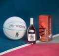HENNESSY V.S.O.P. NBA GIFT BOX 0,7L + OPAKOWANIE