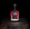 VON PAYNE BLACK BLENDED WHISKEY INFUZOWANA CZARNĄ PORZECZKĄ 0,75L