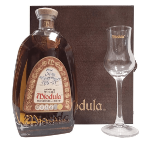 MIODULA PREZYDENCKA 0,5L SKRZYNIA + 1 KIELISZEK POLSKA WÓDKA SMAKOWA W KOLEKCJONERSKIM WYDANIU