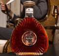 CAMUS XO BORDERIES FAMILY RESERVE COGNAC 0,7L + OPAKOWANIE FILOZOFIA RODU W WIEKOWYM WYDANIU