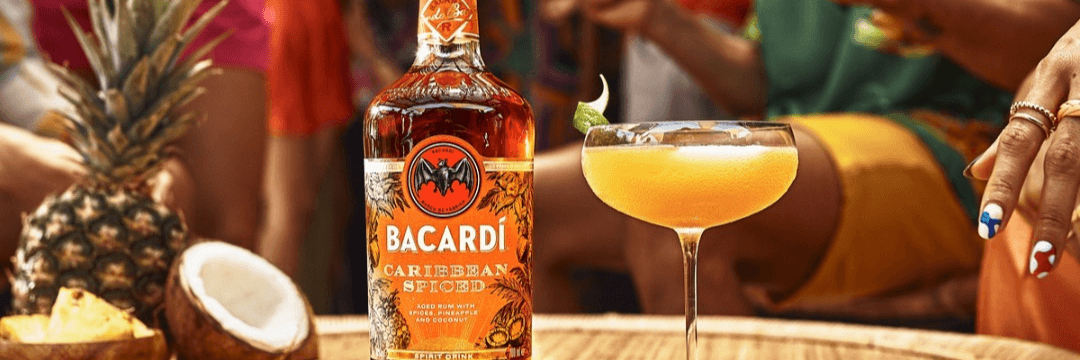 RUM KARAIBSKI BACARDI CARIBBEAN SPICED 0,7L KOKOS I KIELICH