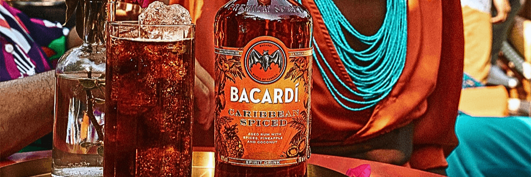 RUM KARAIBSKI BACARDI CARIBBEAN SPICED 0,7L BEACH PARTY