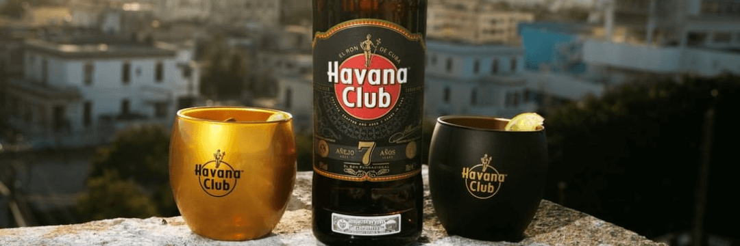 Havana Club Añejo 7 Años 0,7L ze szklankami