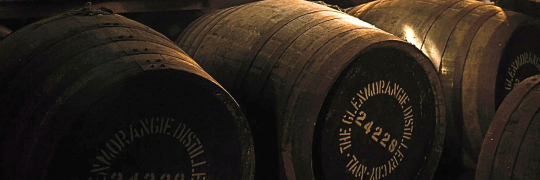 Dębowe beczki w których starzona jest Glenmorangie 12 YO