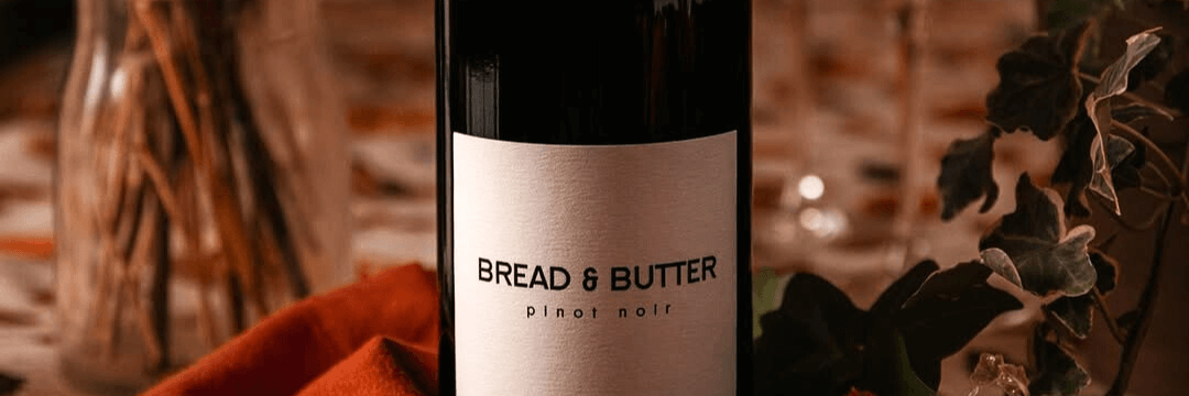 WINO KALIFORNIJSKIE BREAD & BUTTER PINOT NOIR CZERWONE WYTRAWNE 0,75L DELIKATNOŚĆ WANILII PROSTO Z USA